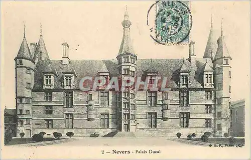 Cartes postales Nevers palais ducal