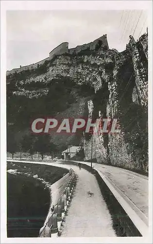 Cartes postales moderne Besancon les remparts et la citadelle