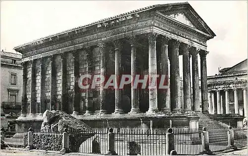 Cartes postales moderne Nimes (gard) la maison carree