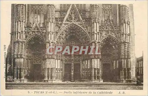 Cartes postales Tours (i et l) partie inferieure de la cathedrale