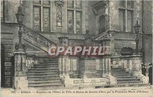 Cartes postales Orleans escaliers de l hotel de ville et statue de jeanne d arc par le princesse maris d orleans