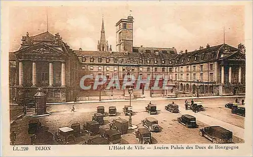 Cartes postales Dijon l hotel de ville ancien palais des ducs de bourgogne Automobile