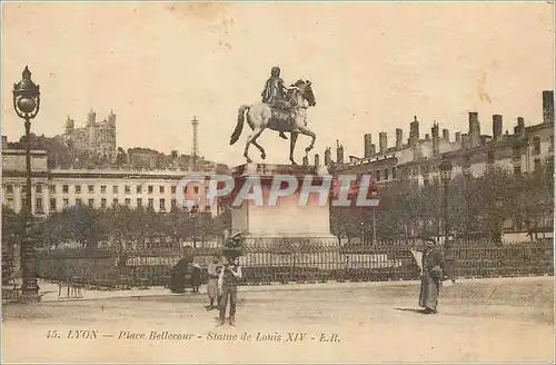 Ansichtskarte AK Lyon place bellecour statue de louis xiv