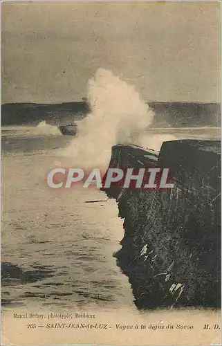 Ansichtskarte AK Saint jean de luz vague a la digue du socoa