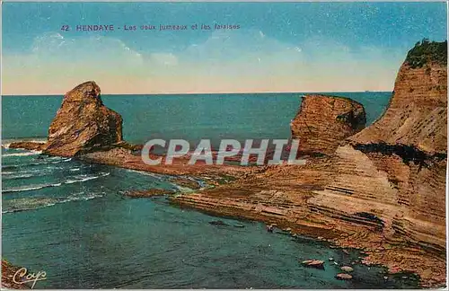 Cartes postales Hendaye les deux jumeaux et les falaises