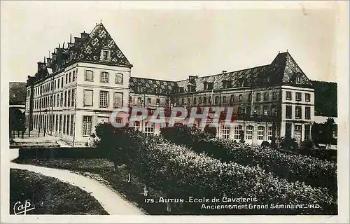 Cartes postales moderne Autun Ecole de Cavaterie Anciennement Grand Seminaire Militaria