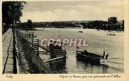 Cartes postales Vichy Depart en Bateau pour une Promenade sur l'Allier