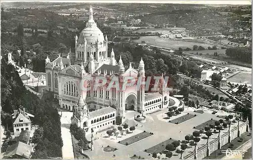 Cartes postales moderne Lisieux (Calvados) Vue Generale de la Basilique