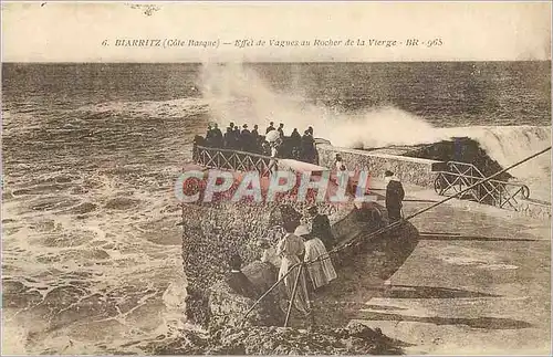 Ansichtskarte AK Biarritz (Cote Basque) Effet de Vagues au Rocher de la Vierge