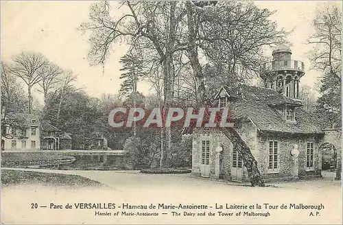 Cartes postales Parc de Versailles Hameau de Marie Antoinette La Laiterie et la Tour de Malborough