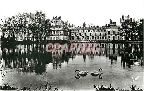 Cartes postales moderne Fontainebleau (S et M) Facade du Palais Vue de l'Etang des Carpes