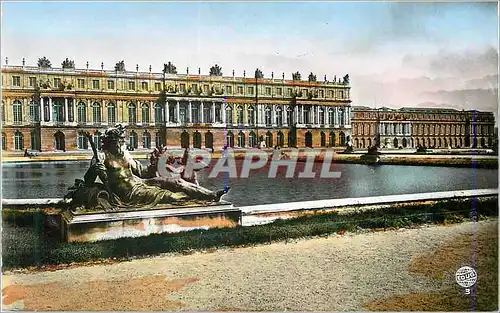 Cartes postales moderne Versailles Le Palais vu du Parc