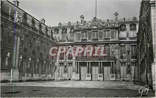 Moderne Karte Versailles et ses Merveilles Le Chateau La Cour de Marbre Au fond Fenetre de la Chambre du Roi L