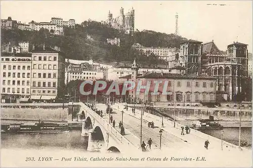 Ansichtskarte AK Lyon Pont Tilsitt Cathedrale Saint Jean et Coteau de Fourviere Bateau