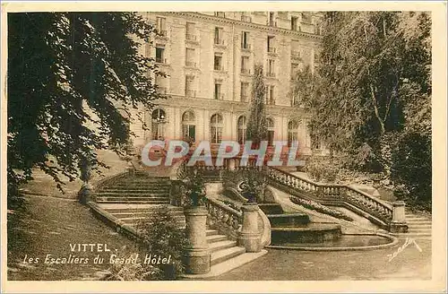 Ansichtskarte AK Vittel Les Escaliers du Grand Hotel