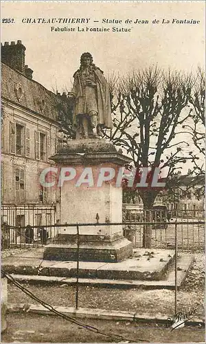 Ansichtskarte AK Chateau Thierry Statue de Jean de La Fontaine