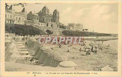 Ansichtskarte AK Royan La Plage et le Casino de Faucillon