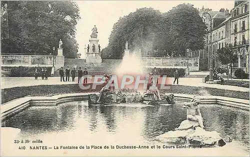 Cartes postales Nantes La Fontaine de la Place de la Duchesse Anne et la Cours Saint Pierre