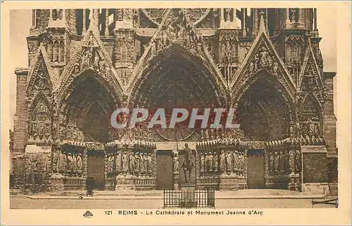 Ansichtskarte AK Reims La Cathedrale et Monument Jeanne d'Arc