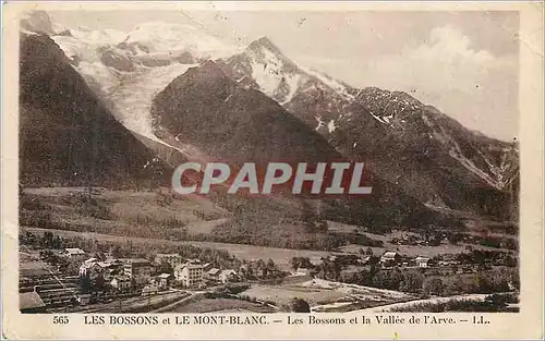 Cartes postales Les Bossons et le Mont Blanc Les Bossons et la Vallee de l'Arve