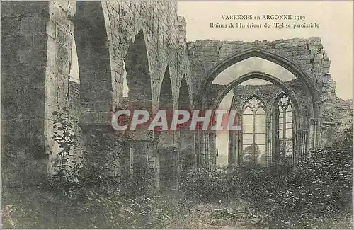 Ansichtskarte AK Varennes en Argonne 1919 Ruines de l'Interieur de l'Eglise Paroissiale