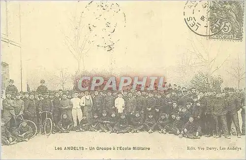 REPRO les Andelys Normandie Un Groupe a l'Ecole Militaire Velo Cycle Militaria