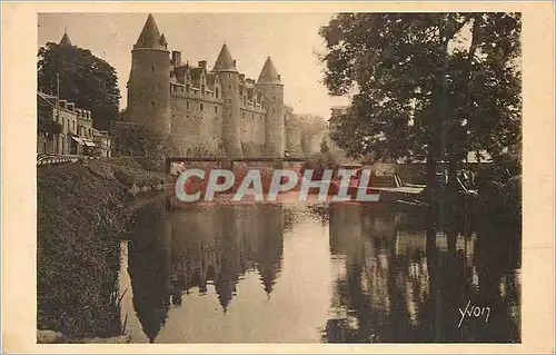 Ansichtskarte AK Bretagne Josselin Morbihan Facade Occidentale du Chateau Reflets dans l Oust