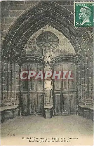 Cartes postales Batz Loire et Inf Eglise Saint Guenole Interieur du Porche lateral Nord