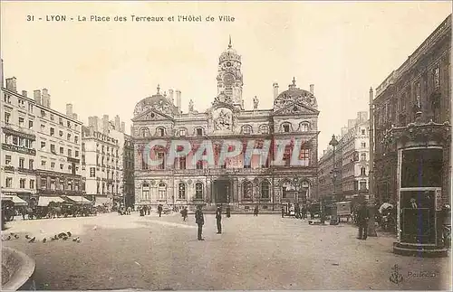 Cartes postales Lyon La Place des Terreaux et l Hotel de Ville