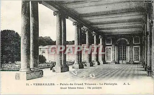 Cartes postales Versailles Palais du Grand Trianon Le Peristyle
