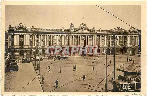 Cartes postales Pvrennes Ocean Toulouse Facade du Capitole Hotel de Ville Tramway Reglisse