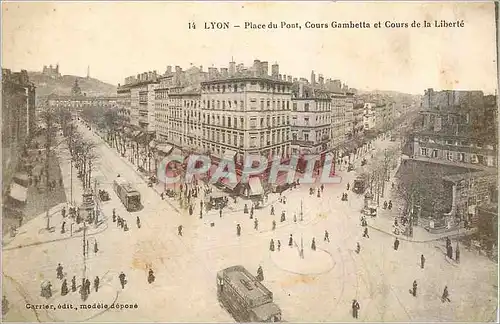 Ansichtskarte AK Lyon Place du Pont Cours Gambetta et Cours de la Liberte Tramway