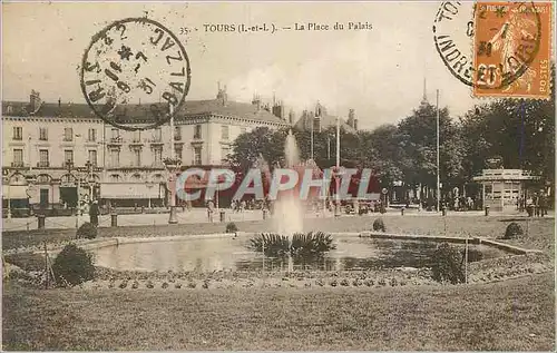 Cartes postales Tours I et L La Place du Palais