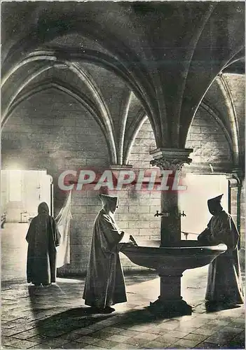 Cartes postales moderne Soligny la Trappe (Orne) Abbaye de la Grande Trappe Atrium devant le Refectoire