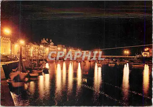 Cartes postales moderne La Cote d'Amour (Loire Atl) Le Pouliguen La Nuit Feerie Nocturne dans le Port Bateaux