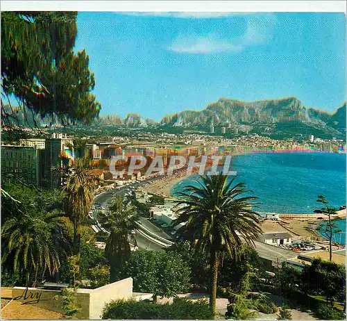 Cartes postales moderne Marseille Promenade de la Corniche La Plage