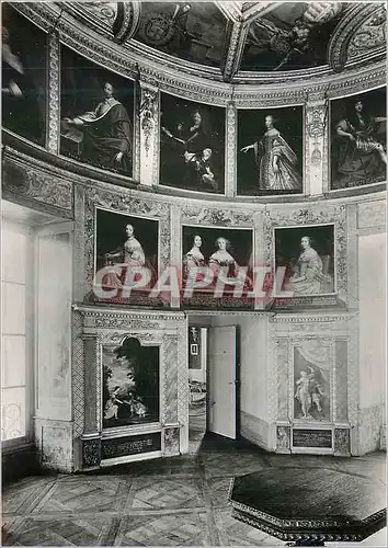 Cartes postales moderne Bussy Rabutin par Bussy le Grand (Cote d'Or) Le Chateau (XVIe XVIIe S) Tour Doree (XVIIe S)