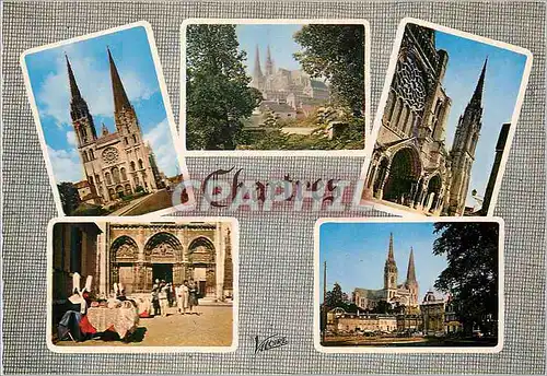 Cartes postales moderne Chartres La Cathedrale (XIIe Siecle) La Facade panorama Le Croisillon nord et la Fleche Gothique