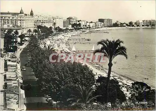 Cartes postales moderne Cannes (A M) Les Grands Hotels La Croisette et la Plage