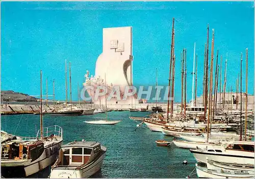 Cartes postales moderne Lisboa Infante D Henrique Bateaux