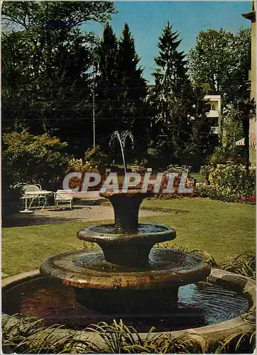 Cartes postales moderne Baden Baden Thermalbrunnen im Park Badhotel