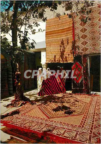 Cartes postales moderne Tunisie Marchands de Tapis en Plein Air