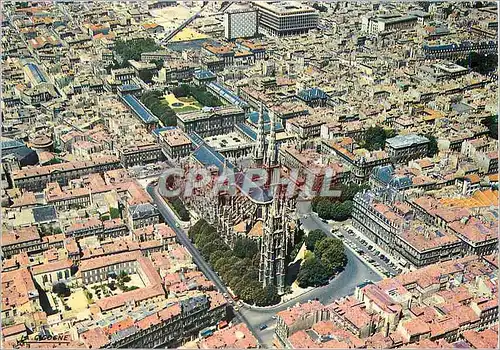 Moderne Karte Bordeaux (Gironde) En avion sur la Cathedrale Cliche aerien Michel le Collen