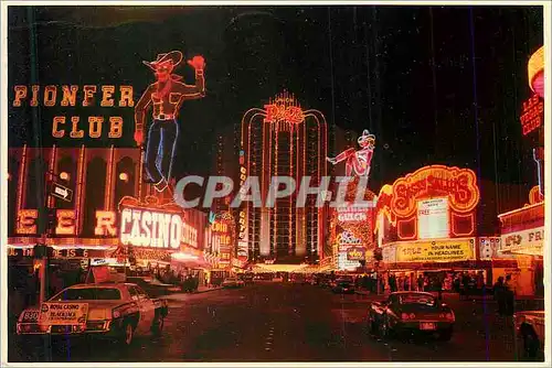 Cartes postales moderne Las Vegas Downtown Showing Plaza Hotel Pioneer Club Sassay Sally's and Glitter Gulch