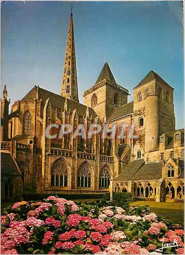 Cartes postales moderne Treguier Couleurs de Bretagne La Cathedrale et le Cloitre