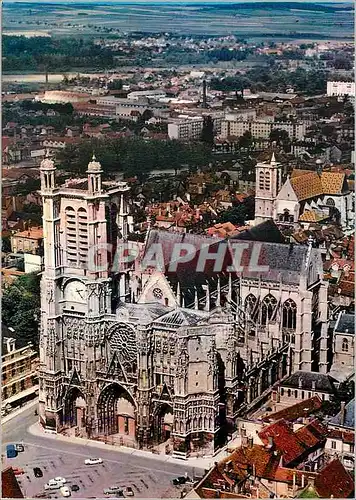 Cartes postales moderne Troyes (Aube) Vue aerienne La Cathedrale (XIIIe et XVIe S)