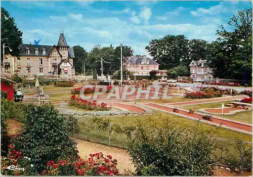 Cartes postales moderne Bagnoles de l'Orne (Orne) le Golf Miniature