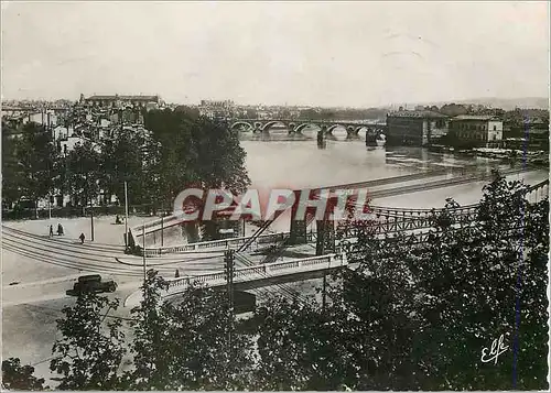 Cartes postales moderne Toulouse Vue sur la Garonnne Pont Saint Pierre et Pont Neuf