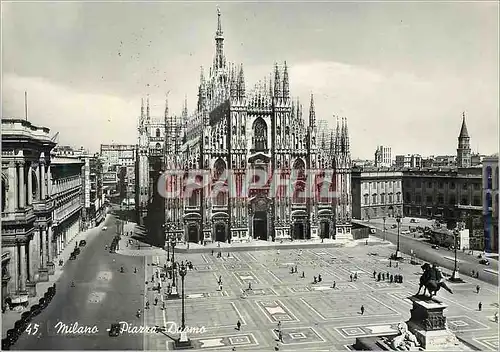 Cartes postales moderne Milano Piarra Duomo