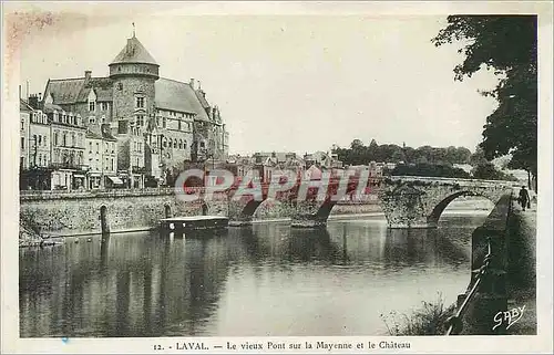 Cartes postales Laval Le Vieux Pont sur la Mayenne et le Chateau